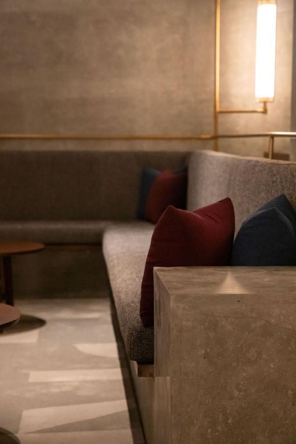 Hotel Artyzen New Bund 31 Qiantan Shanghai
